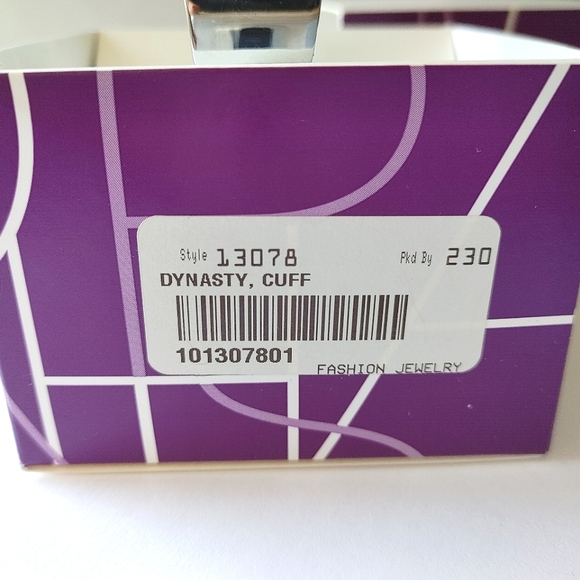 Lia Sophia Silver Dynasty Cuff Bracelet Rinestones - Picture 6 of 8